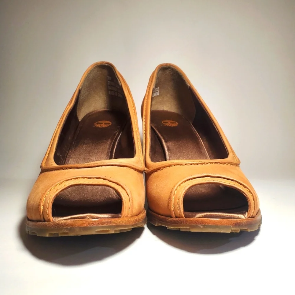 TIMBERLAND Tan Open-toe Stacked Wedge Heels Rubber Sole  Leather Upper 7M - NWOT